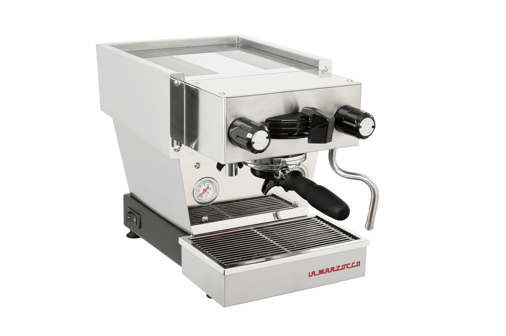 La Marzocco Linea Micra i børstet stål, set skråt forfra