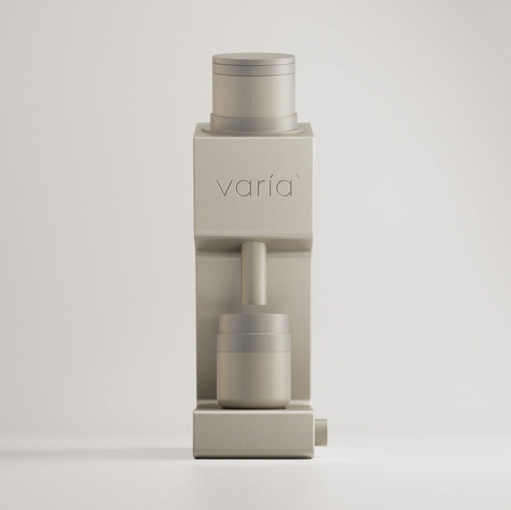 Varia VS4 i sand set skråt forfra