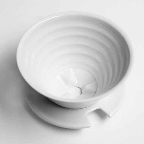 April pour-over brygger i porcelæn